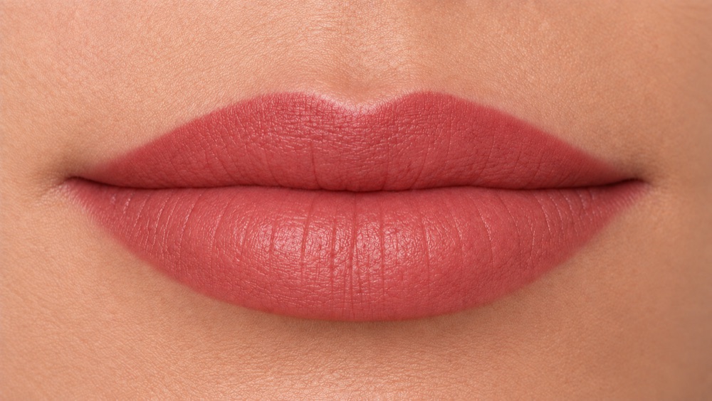 Lip blush